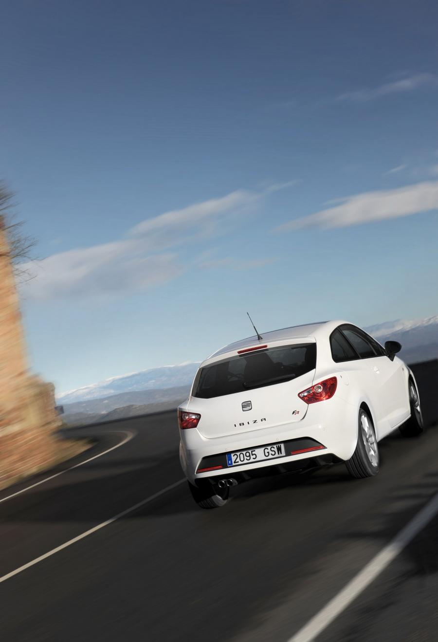  Seat Ibiza FR 2009 года  (фото 26 из 98)